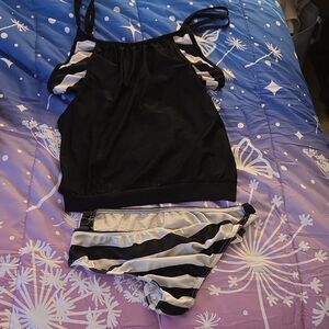 Black White Striped Tankini Bikini Set Adjustable Straps 2 Piece Swimwear